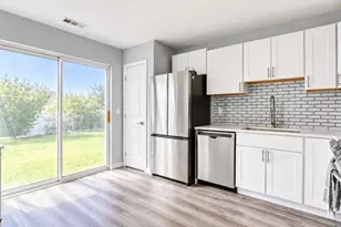 10 Starlight Ct, New Brunswick, NJ 08901 - Photo 1