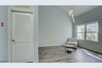 10 Starlight Ct, New Brunswick, NJ 08901 - Photo 3