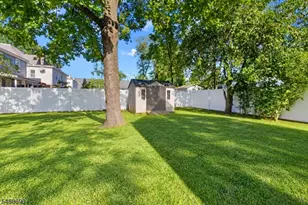 211 Grant Ave, Plainfield, NJ 07060 - Photo 15