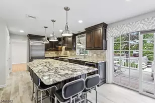 7 Lucille Dr, Parsippany, NJ 07054 - Photo 11