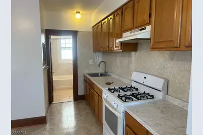 134 Ray St, Garfield, NJ 07026 - Photo 5