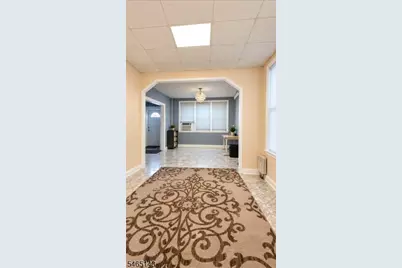 139 Roosevelt Ave, Jersey City, NJ 07304 - Photo 7