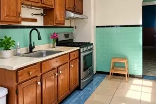 139 Roosevelt Ave, Jersey City, NJ 07304 - Photo 9