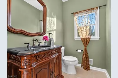 8 Chaucer Dr, Clinton Township, NJ 08801 - Photo 17