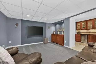 8 Chaucer Dr, Clinton Township, NJ 08801 - Photo 37