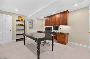8 Chaucer Dr, Clinton Township, NJ 08801 - Photo 31
