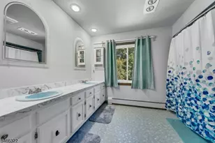 40 Hillsdale Dr, Vernon, NJ 07461 - Photo 31