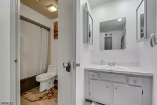 40 Hillsdale Dr, Vernon, NJ 07461 - Photo 33