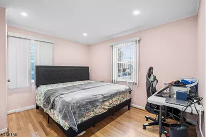 21 Center St, Belleville, NJ 07109 - Photo 9