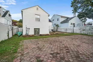 21 Center St, Belleville, NJ 07109 - Photo 35