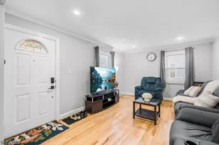 21 Center St, Belleville, NJ 07109 - Photo 3