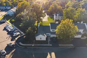 29 Avebury Pl, Franklin Township, NJ 08873 - Photo 27