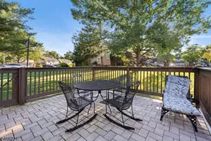 29 Avebury Pl, Franklin Township, NJ 08873 - Photo 5