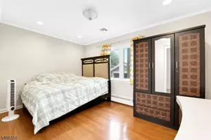 2319 Colonial Dr, Rahway, NJ 07065 - Photo 9