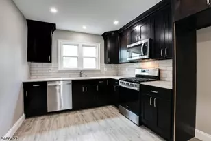 39 Barbara St, Bloomfield, NJ 07003 - Photo 9