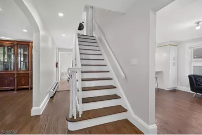 112 Rosewood Ter, Linden, NJ 07036 - Photo 5