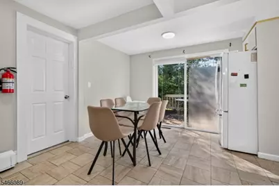 112 Rosewood Ter, Linden, NJ 07036 - Photo 11
