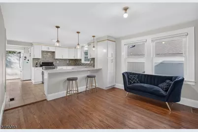 112 Rosewood Ter, Linden, NJ 07036 - Photo 7