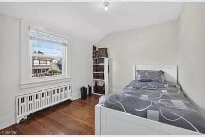 112 Rosewood Ter, Linden, NJ 07036 - Photo 21