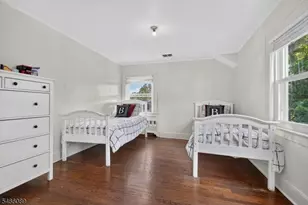 112 Rosewood Terrace, Linden, NJ 07036 - Photo 17