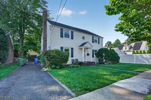 112 Rosewood Terrace, Linden, NJ 07036 - Photo 3