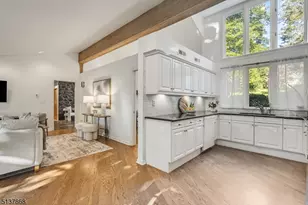 33 Crest Dr, Bernardsville, NJ 07924 - Photo 13