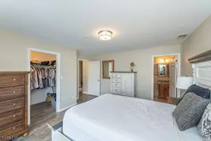 102 Village Dr, Morris Township, NJ 07960 - Photo 13