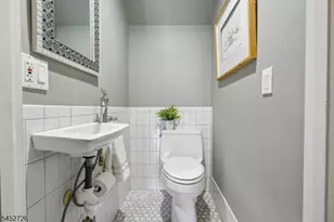 420 Up Mountain Ave, Montclair, NJ 07043 - Photo 21