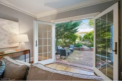 420 Up Mountain Avenue, Montclair, NJ 07043 - Photo 7