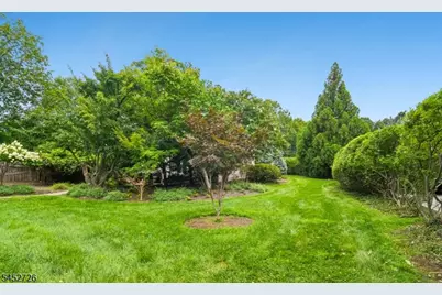420 Up Mountain Avenue, Montclair, NJ 07043 - Photo 39
