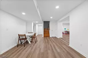 8 Ashland St, Caldwell, NJ 07006 - Photo 31