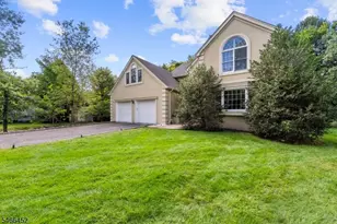 8 Ashland St, Caldwell, NJ 07006 - Photo 3