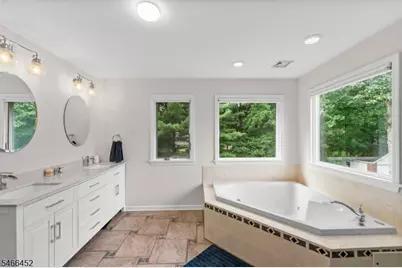 8 Ashland St, Caldwell, NJ 07006 - Photo 15