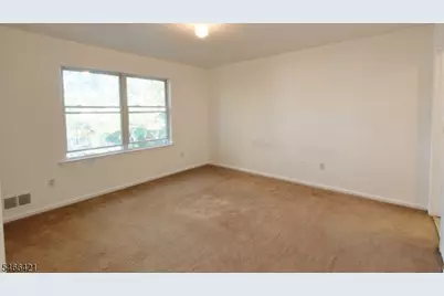 806 Hampden St, Linden, NJ 07036 - Photo 17