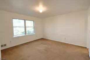 806 Hampden St, Linden, NJ 07036 - Photo 17