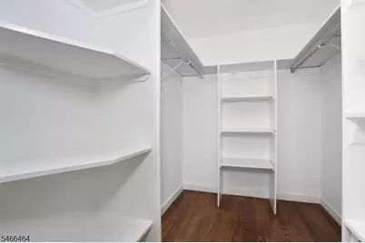 183 N Farview Ave, Paramus, NJ 07652 - Photo 33