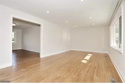 183 N Farview Ave, Paramus, NJ 07652 - Photo 7