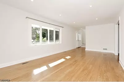183 N Farview Ave, Paramus, NJ 07652 - Photo 11