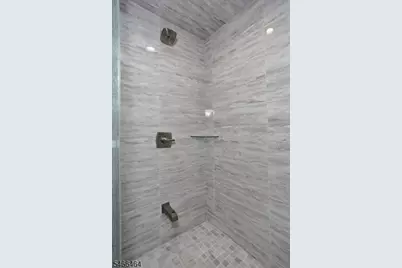 183 N Farview Ave, Paramus, NJ 07652 - Photo 27