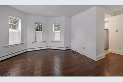 7 Norwood Ave #4, Summit, NJ 07901 - Photo 9