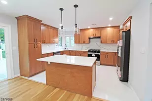 96 Newton Sparta Rd, Andover Township, NJ 07860 - Photo 3
