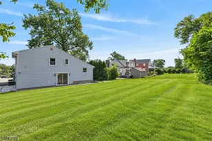 280 Whippany Rd, Hanover Township, NJ 07981 - Photo 31