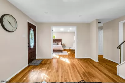 41 Heather Ln, Roselle, NJ 07203 - Photo 5