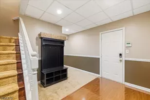 44 Jani Ct, Clifton, NJ 07013 - Photo 23