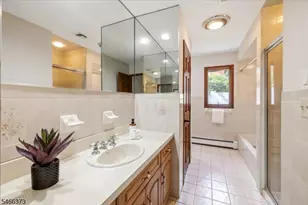 44 Jani Ct, Clifton, NJ 07013 - Photo 19