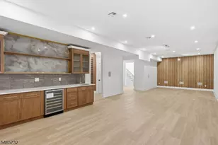 6 Cliffside Dr, Livingston, NJ 07039 - Photo 25