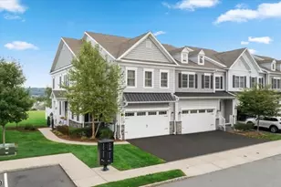 19 Aspen Dr, Cedar Grove, NJ 07009 - Photo 3