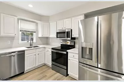 132 Jamestown Rd, Bernards Township, NJ 07920 - Photo 1