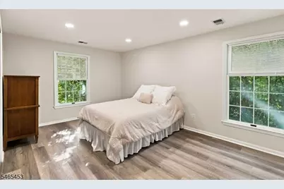 132 Jamestown Rd, Bernards Township, NJ 07920 - Photo 7