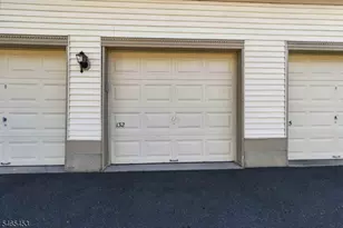 132 Jamestown Rd, Bernards Township, NJ 07920 - Photo 9